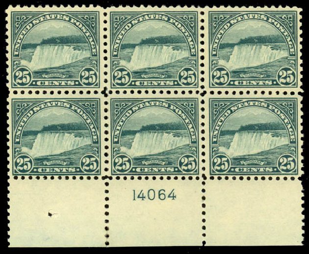 Prices of US Stamp Scott Catalog 568 - 1923 25c Niagara Falls Perf 11. Daniel Kelleher Auctions, Jan 2015, Sale 663, Lot 1905