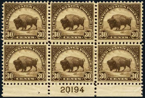 Price of US Stamp Scott Cat. #569: 1923 30c American Buffalo Perf 11. Harmer-Schau Auction Galleries, Jan 2013, Sale 96, Lot 596